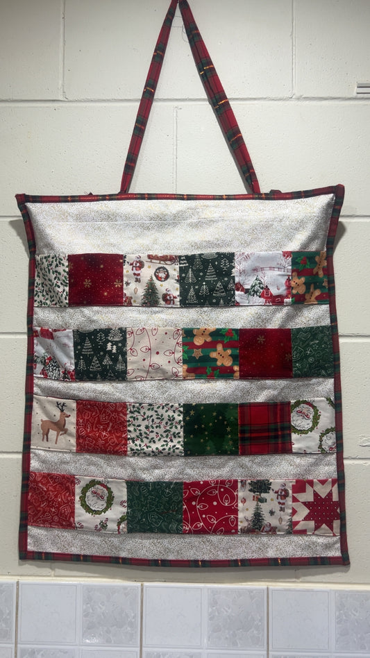 Advent Calendar - Traditional Colours