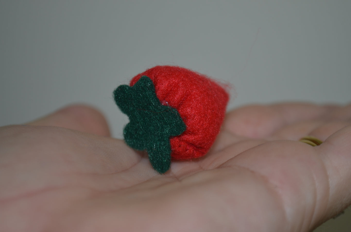 Felt Play Food - Strawberry